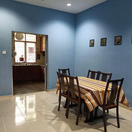 Yasmeen Homestay Kemaman Chukai Екстериор снимка
