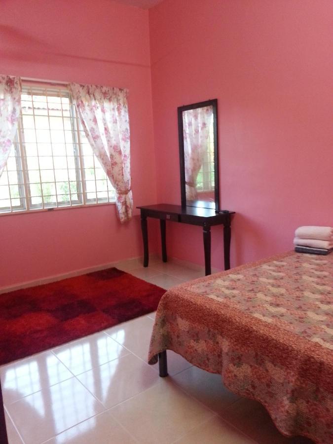 Yasmeen Homestay Kemaman Chukai Екстериор снимка