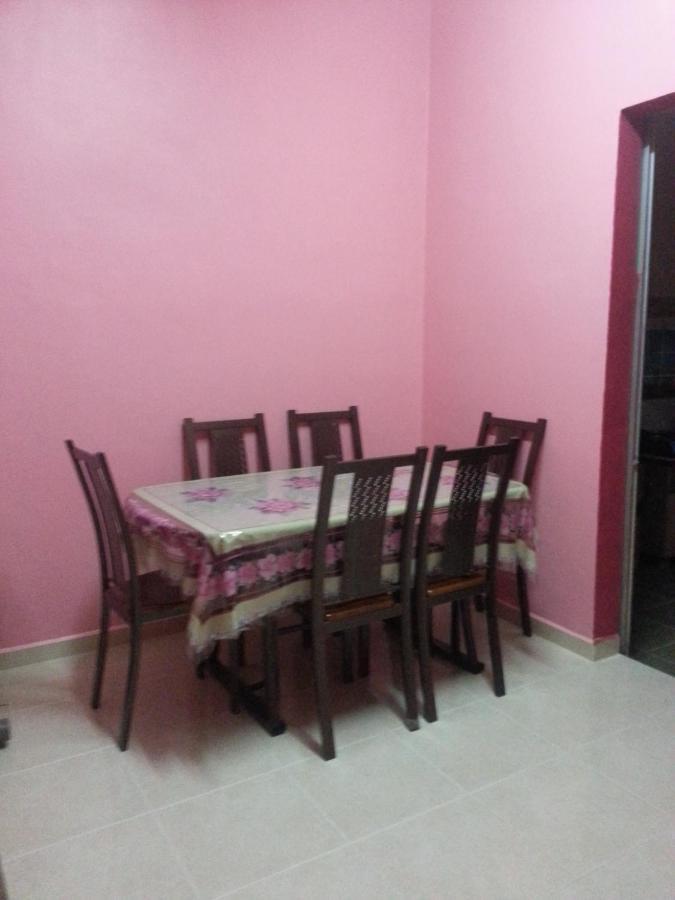 Yasmeen Homestay Kemaman Chukai Екстериор снимка