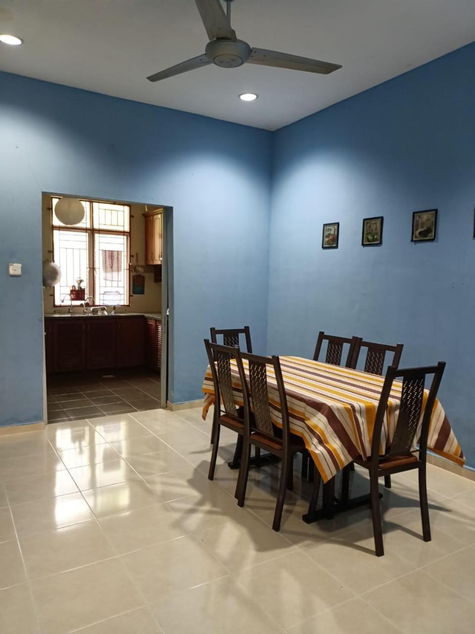Yasmeen Homestay Kemaman Chukai Екстериор снимка